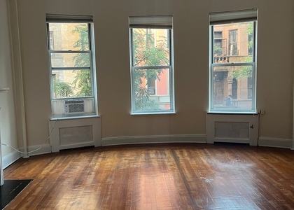 102nd St and Broadway - Photo 1