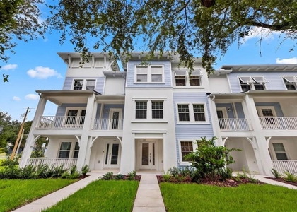 1445 West Chestnut Street - Photo 1