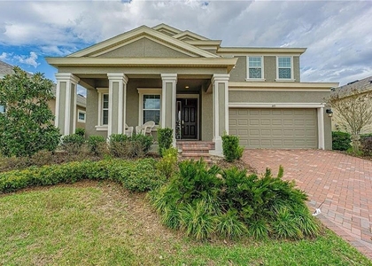 843 Viscount Street - Photo 1