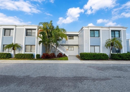 5310 26th Street W - Photo 1