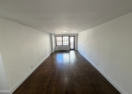 East 82nd Street - Photo 1