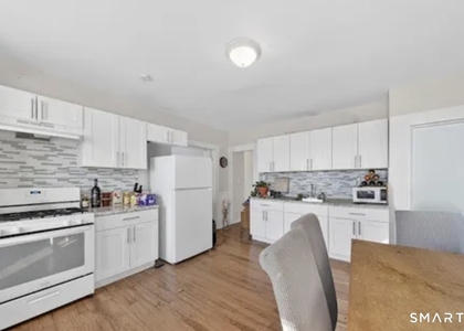 1389 Pembroke Street - Photo 1