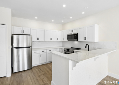 650 Main Street - Photo 1