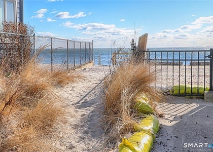 42 Botsford Avenue - Photo 1