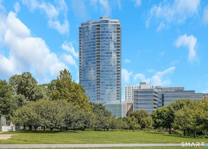 1 Broad Street - Photo 1