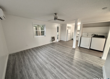 4 Oak Street - Photo 1