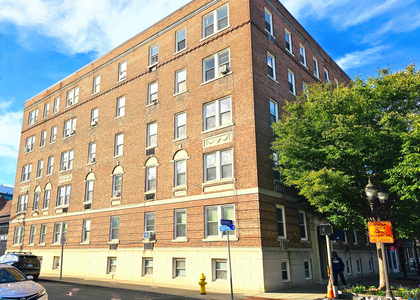 218 Bedford Street - Photo 1