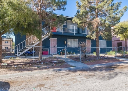 4721 Cessna Avenue - Photo 1
