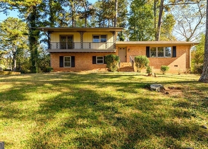 462 Emily Drive Sw - Photo 1