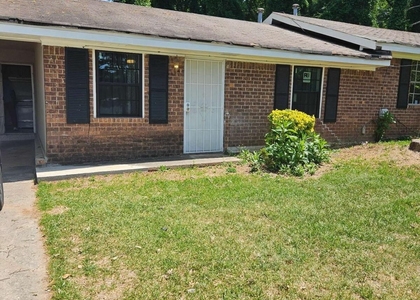 340 West Avenue - Photo 1