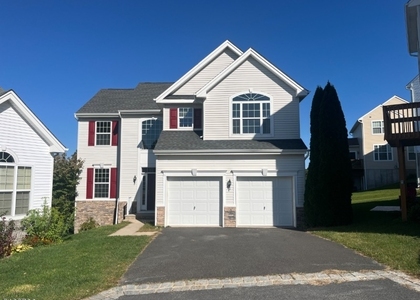 275 Winding Hill Dr - Photo 1