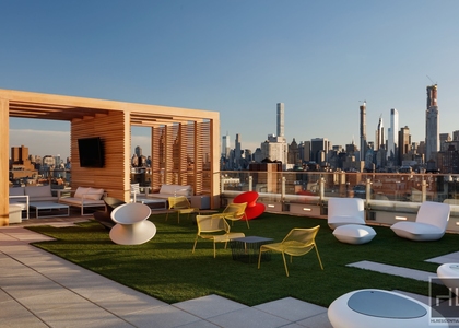 West 80th Street - Photo 1