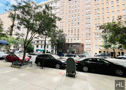 West 79 Street - Photo 1