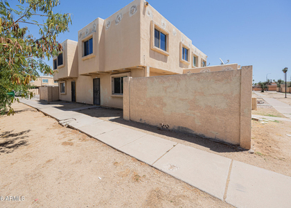 4403 E Riverside Street - Photo 1