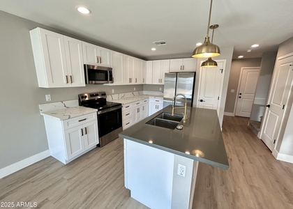 833 W Dobbins Road - Photo 1