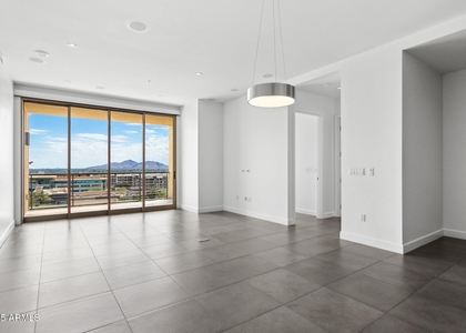 15215 N Kierland Boulevard - Photo 1