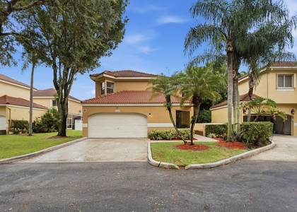11375 Lakeview Drive - Photo 1