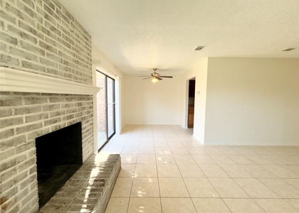 4001 N Garland Avenue - Photo 1