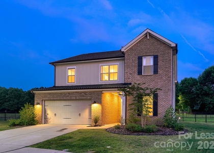 1003 Yearden Lane - Photo 1