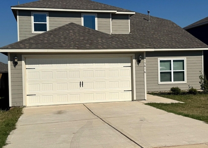 13616 Roosevelt Arch Drive - Photo 1