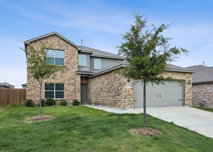 817 Mallorie Lane - Photo 1