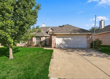 3709 Staghorn Circle N - Photo 1
