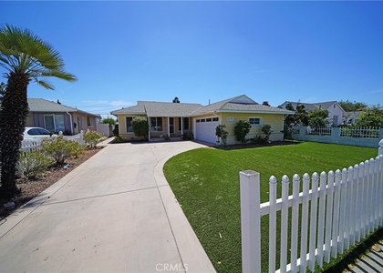 11252 Delano - Photo 1