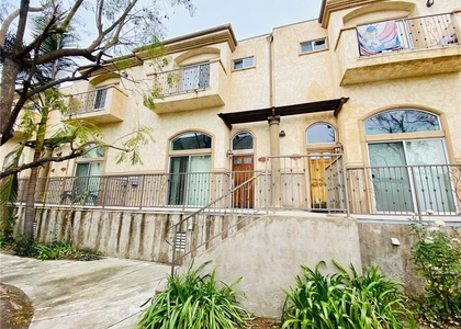8844 Darby - Photo 1