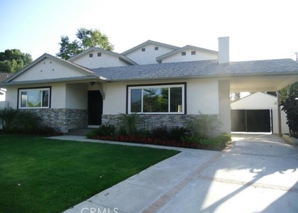 6225 Melvin Avenue - Photo 1