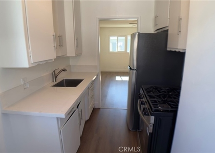 622 N Olive - Photo 1