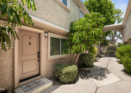 20224 Cohasset Street - Photo 1