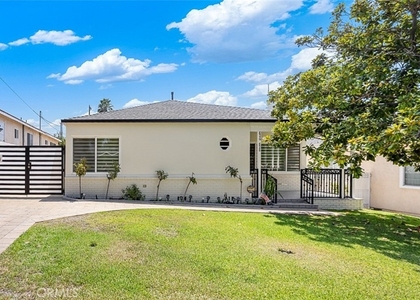 826 E Olive Avenue - Photo 1