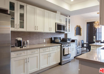 1271 Granville Avenue - Photo 1