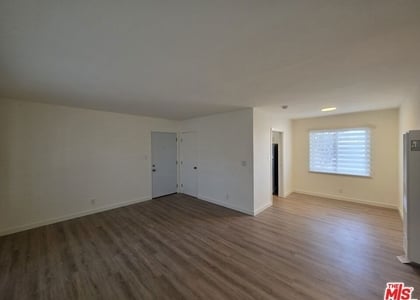 1280 West Boulevard - Photo 1
