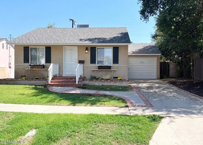 5930 Hesperia Avenue - Photo 1
