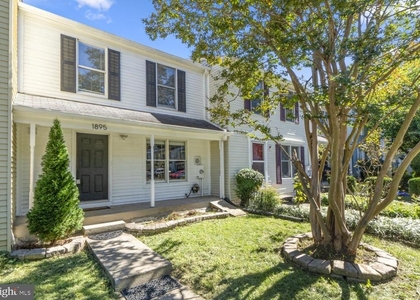 1895 Pohick Creek Court - Photo 1