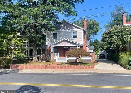3221 N Pershing Drive - Photo 1