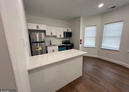 2145 Elkins Avenue - Photo 1