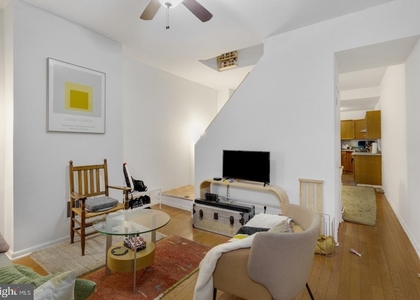 2606 Collins Street - Photo 1