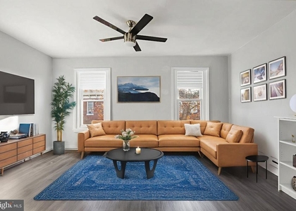 1735 W Oxford Street - Photo 1
