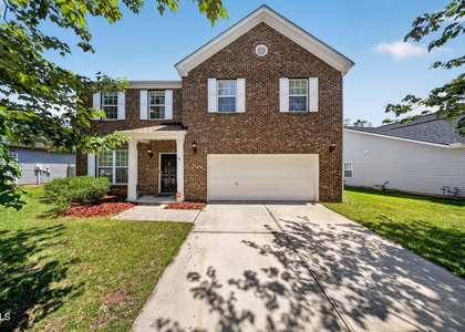 4 Alexis Court - Photo 1