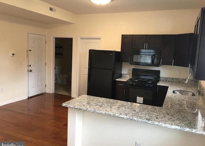 357 Oakwood Avenue - Photo 1