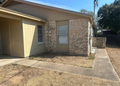 2602 S Bagdad Rd - Photo 1