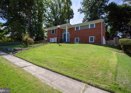 1007 Venice Drive - Photo 1