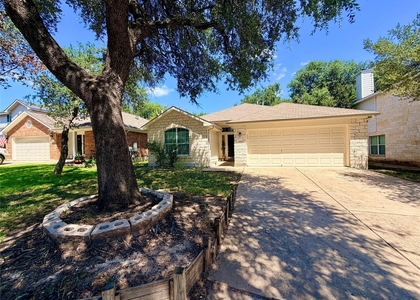 1517 Hawk Dr - Photo 1