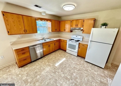 405 Carroll Street - Photo 1
