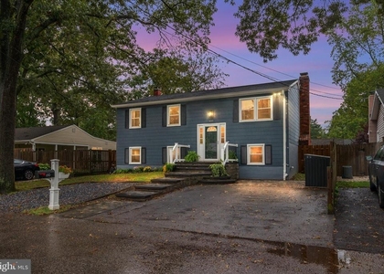 610 Park Road - Photo 1