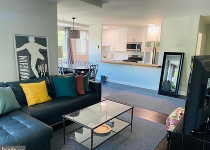 4000 Tunlaw Road Nw - Photo 1