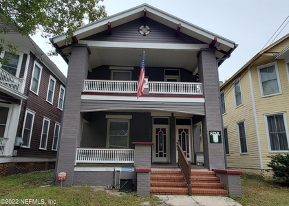 1427 Silver Street - Photo 1