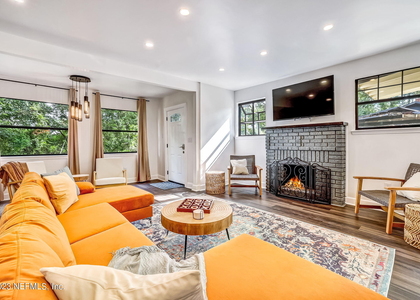 2834 Phyllis Street - Photo 1